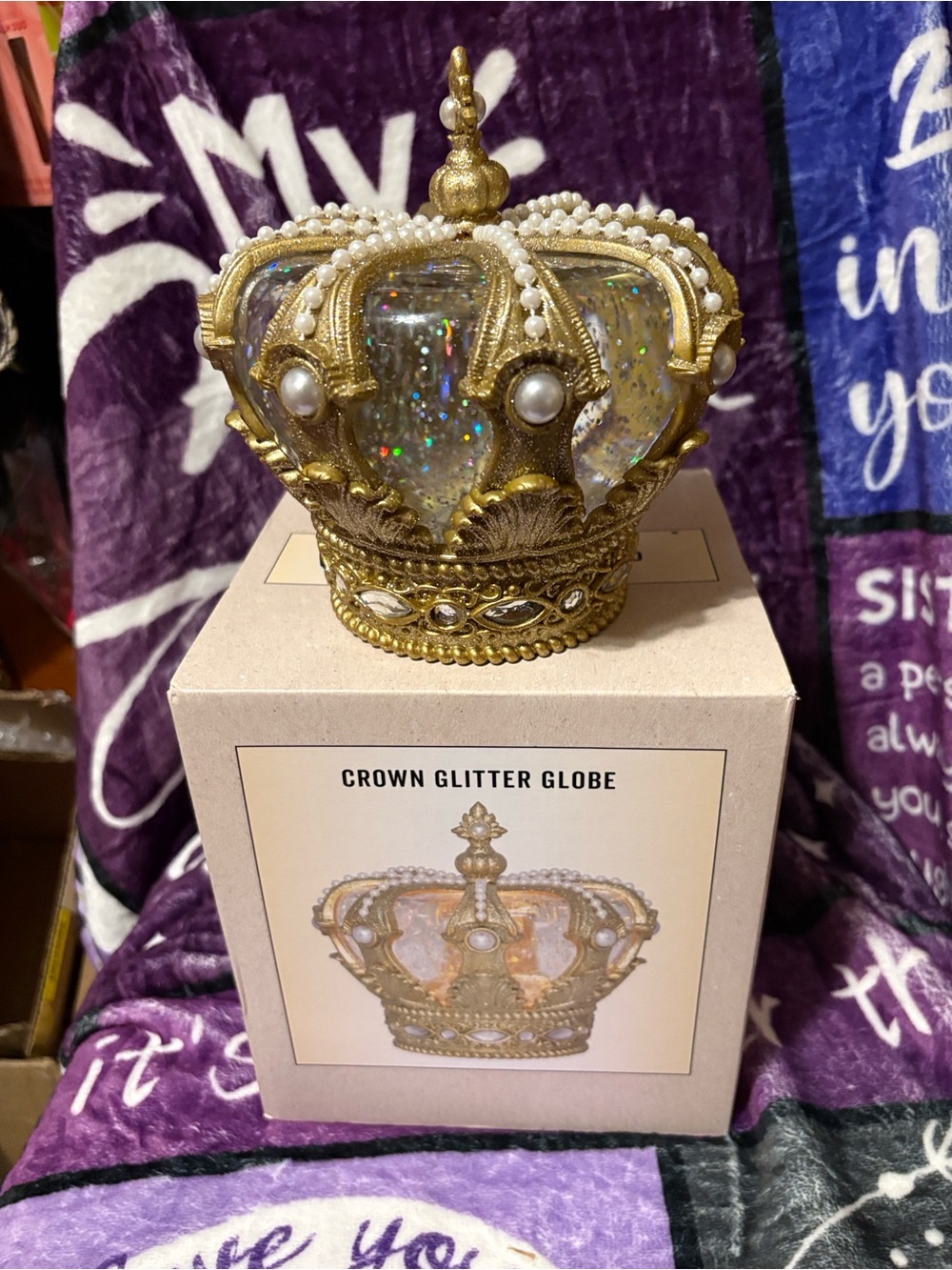 Crown Glitter Snow Globe ~New in Box👑